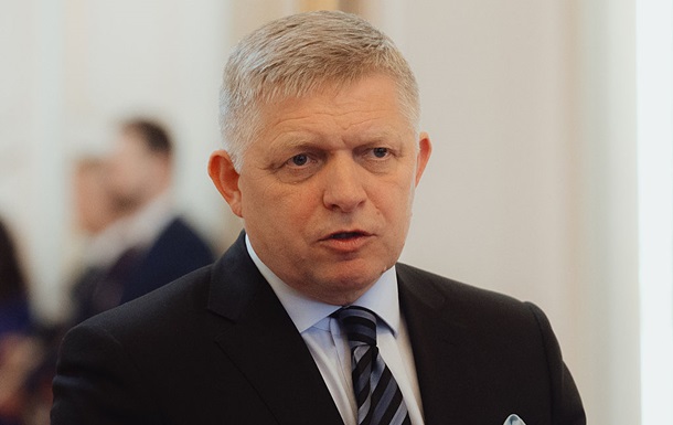 Фицо заявил, что его визит в Москву пытаются сорвать