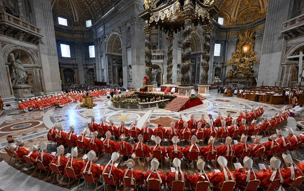 Підсумки 07.05: Конклав і алгоритм ВЛК