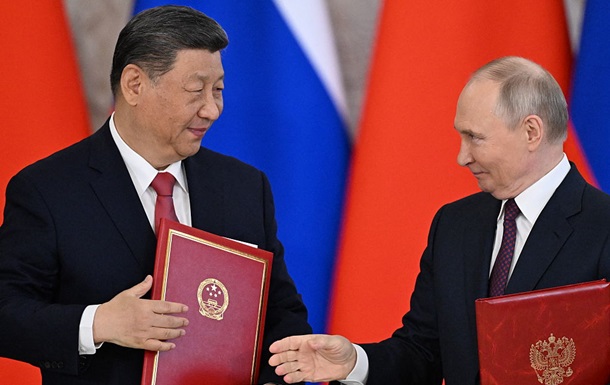 Путин попросил Си Цзиньпина построить заводы в РФ