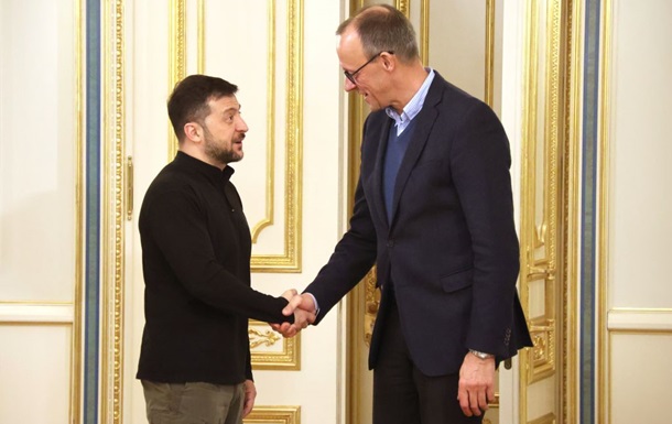 Зеленский впервые поговорил с новым канцлером ФРГ