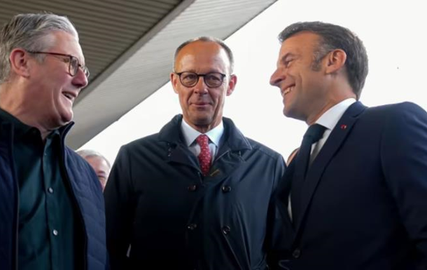 До Києва прибули Макрон, Стармер і Мерц