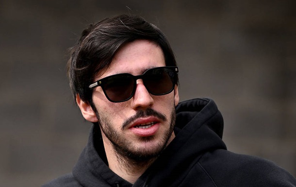 Пара манчестерских клубов желают видеть в своем составе футболиста Ньюкасла