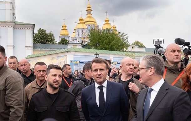 Макрон назвал количество военных, которых могут развернуть в Украине