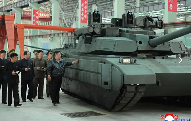 Ким Чен Ын проверил боеготовность армии КНДР