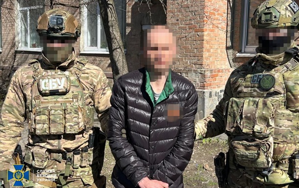 Агент ГРУ коригував удари по військових шпиталях на Полтавщині