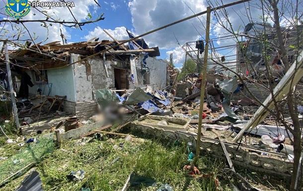 Россияне сбросили ФАБ-1500 на Купянск: есть жертва