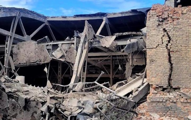 У Сумах атаковано промисловий об єкт, є жертви