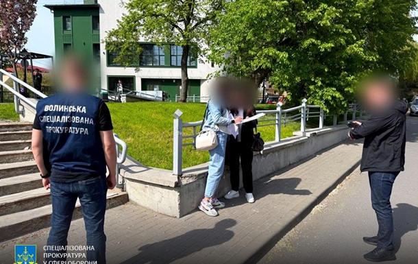 У Луцьку адвокатка  виводила  з розшуку ухилянтів