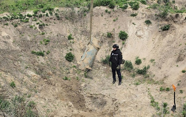 На Киевщине обнаружили боевую часть ракеты Х-101