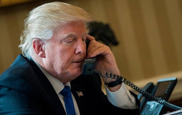 Макрон: Трамп планирует поговорить с Россией в ближайшее время