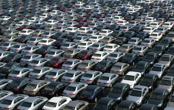 Китай продаёт каждый третий новый автомобиль в мире