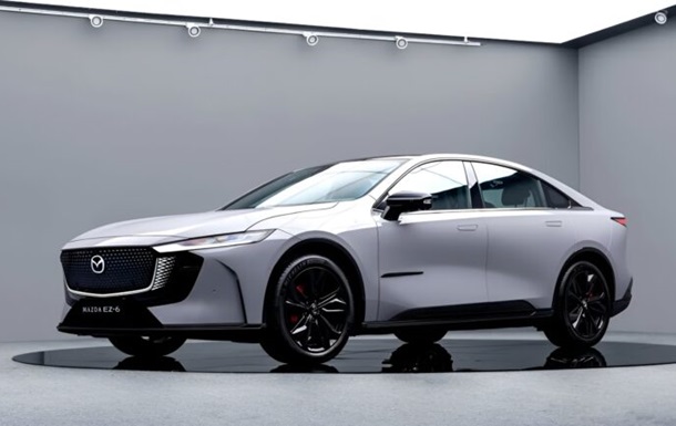 Mazda представила у Китаї спортивний седан для молоді