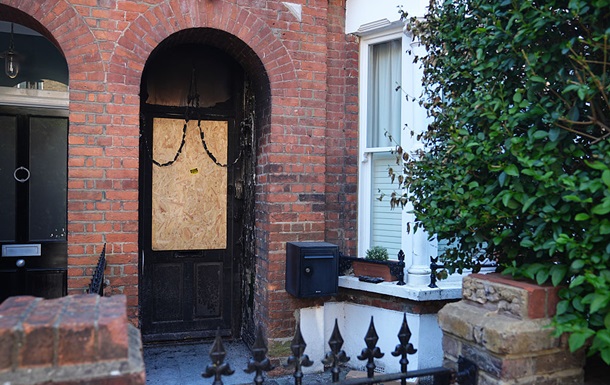 Підпал майна Стармера: затримали третього підозрюваного