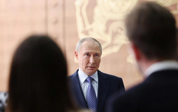 Россия в руках группы стариков - разведка Британии