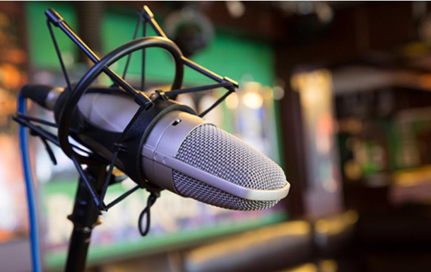 Радіо Судного дня передало повідомлення перед розмовою Путіна та Трампа