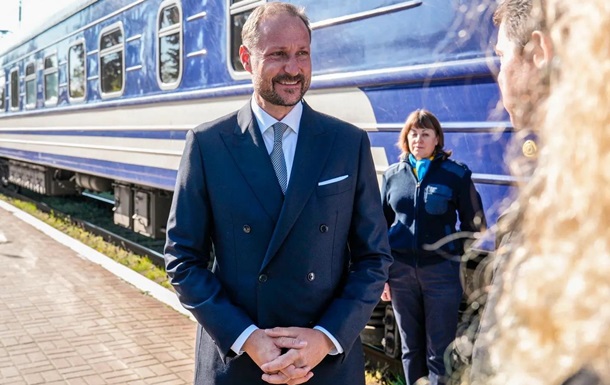Кронпринц Норвегии Хокон прибыл в Украину