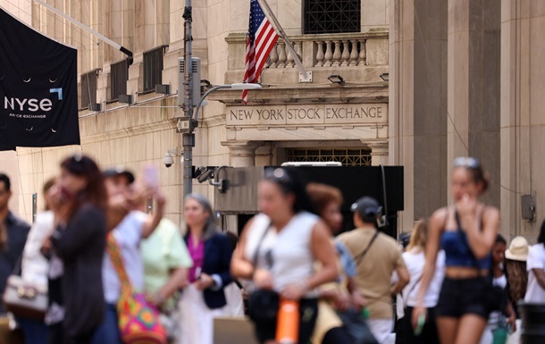 Більшість американців підтримують продовження військової підтримки України