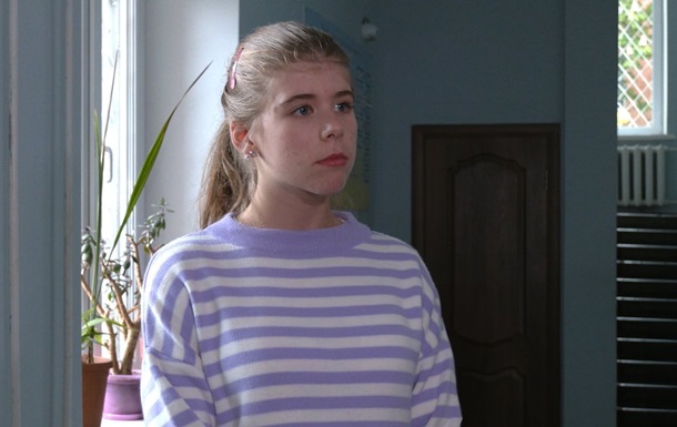 У найстарішої матері України суд знову відібрав дочку