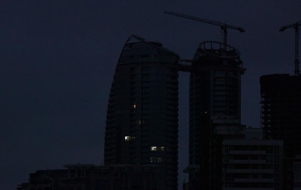 В Сумах после взрывов частично пропало электричество - СМИ