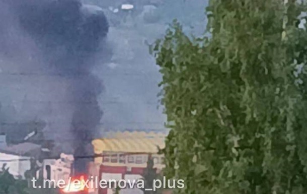 Дрони вдарили по воєнному заводу у РФ - соцмережі