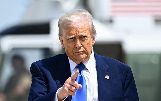 Трамп вимагає перевірки фінансування зірок, які підтримали Гарріс