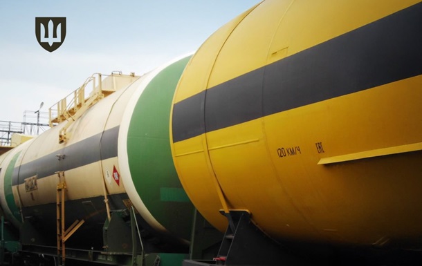 Франция возобновила поставки авиационного топлива для Сил обороны