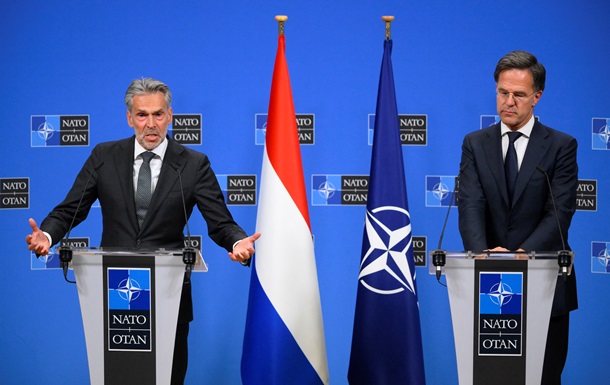 В НАТО не уверены, пригласят ли Зеленского на саммит