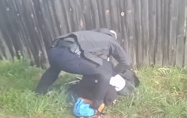 В РФ задержали подростков за  подготовку поджога здания Минобороны 