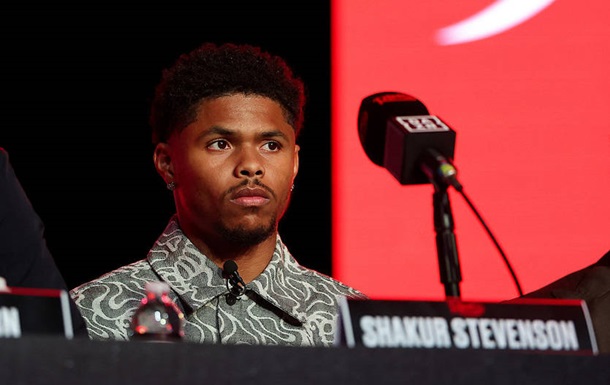 Тримає пояс у заручниках: Стівенсон висловився про Ломаченка