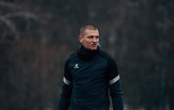 Вратарю украинского клуба пришлось заменить игрока из поля