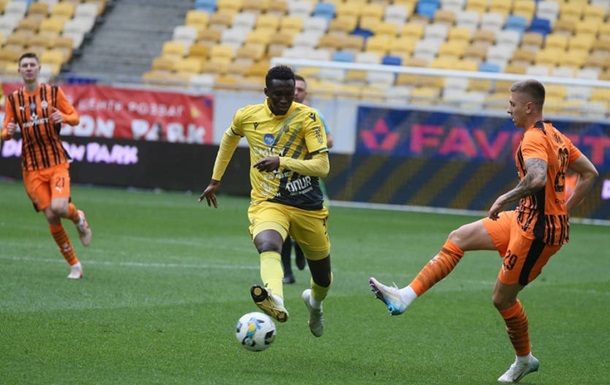 Ничья: Шахтер играл с Рухом заключительный матч чемпионата