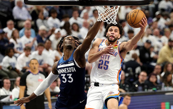 Плей-офф НБА: Миннесота разгромила Оклахому в игре на своей площадке