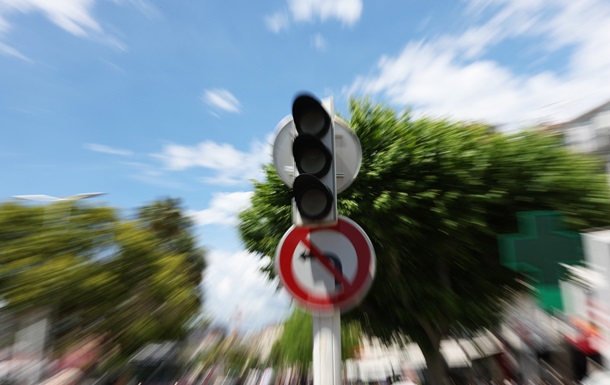 Відповідальність за блекаут у Франції взяли на себе анархісти 