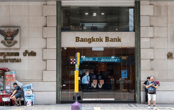 Крупнейший банк Таиланда блокирует счета россиян - СМИ