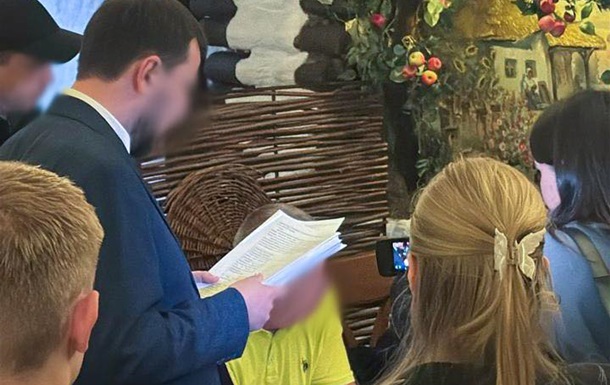 Депутат Закарпатської облради організував  схему  для ухилянтів