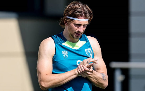 Забарный завершил сезон в символической сборной тура АПЛ