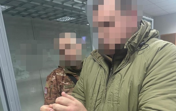 Привласнили понад мільйон  бойових : судитимуть екскомбрига бригади ТРО