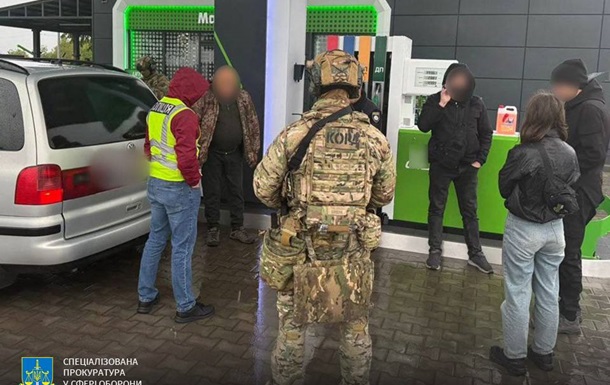 На Тернопільщині викрили групу, що вивозила військових за кордон