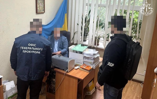 Судье из Кировоградской области грозит до трех лет за мошенничество