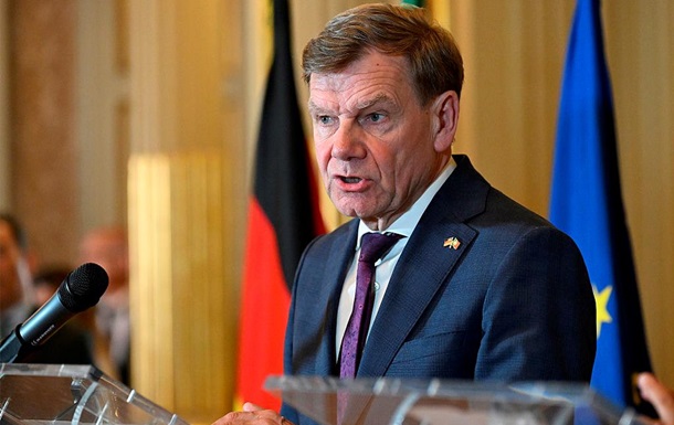 Германия засекретила поставки оружия Украине