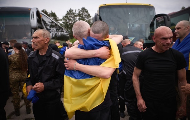 РФ удерживает пленных украинцев в 300 закрытых лагерях - Коордштаб