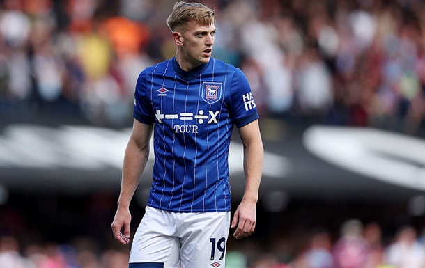 Челсі для підписання колишнього гравця Манчестер Сіті активував клаусулу