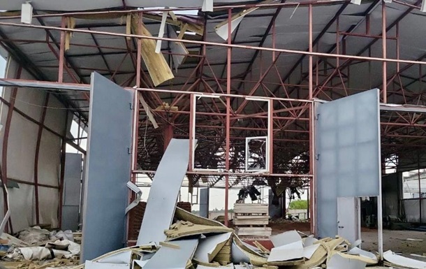 РФ вдарила ракетами по підприємству під Харковом
