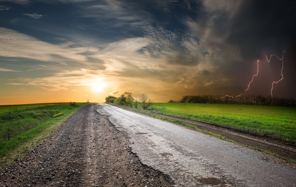 Солнце и грозы: прогноз погоды на выходные