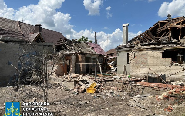 Під Харковом від удару РФ постраждали семеро людей