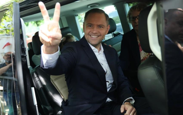 Поздний экзитпол показал нового лидера на президентских выборах в Польше