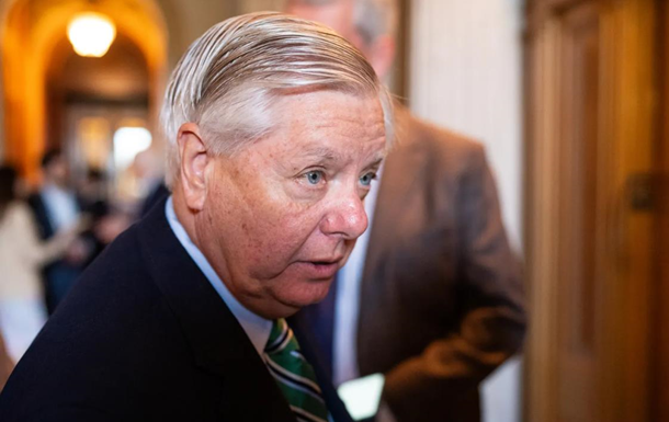 В США закликали покарати КНР за підтримку РФ