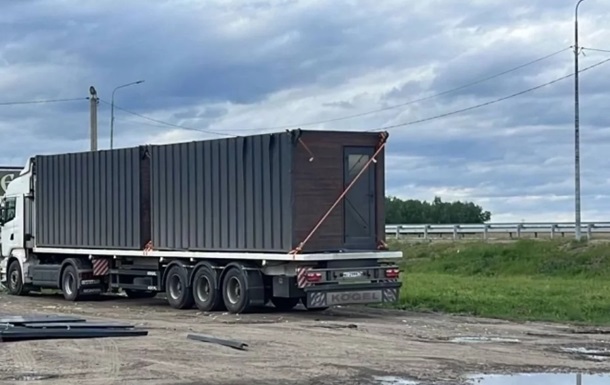 Під Іркутськом кілометрові черги з фур через атаку дронів