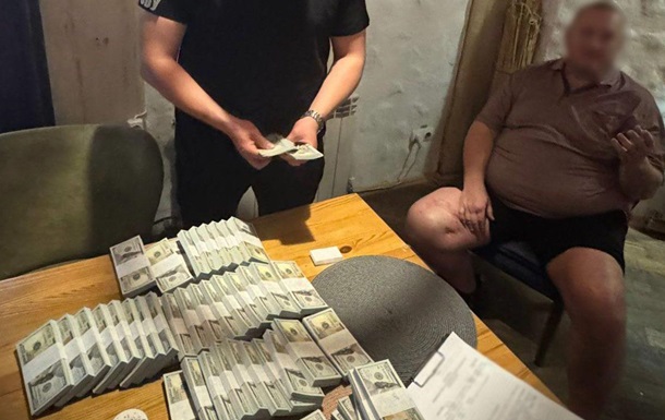 Мошенники пытались продать  должность директора  предприятия за $500 тыс.