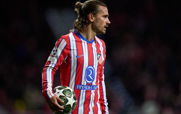 Атлетико продлил контракт с легендарным игроком